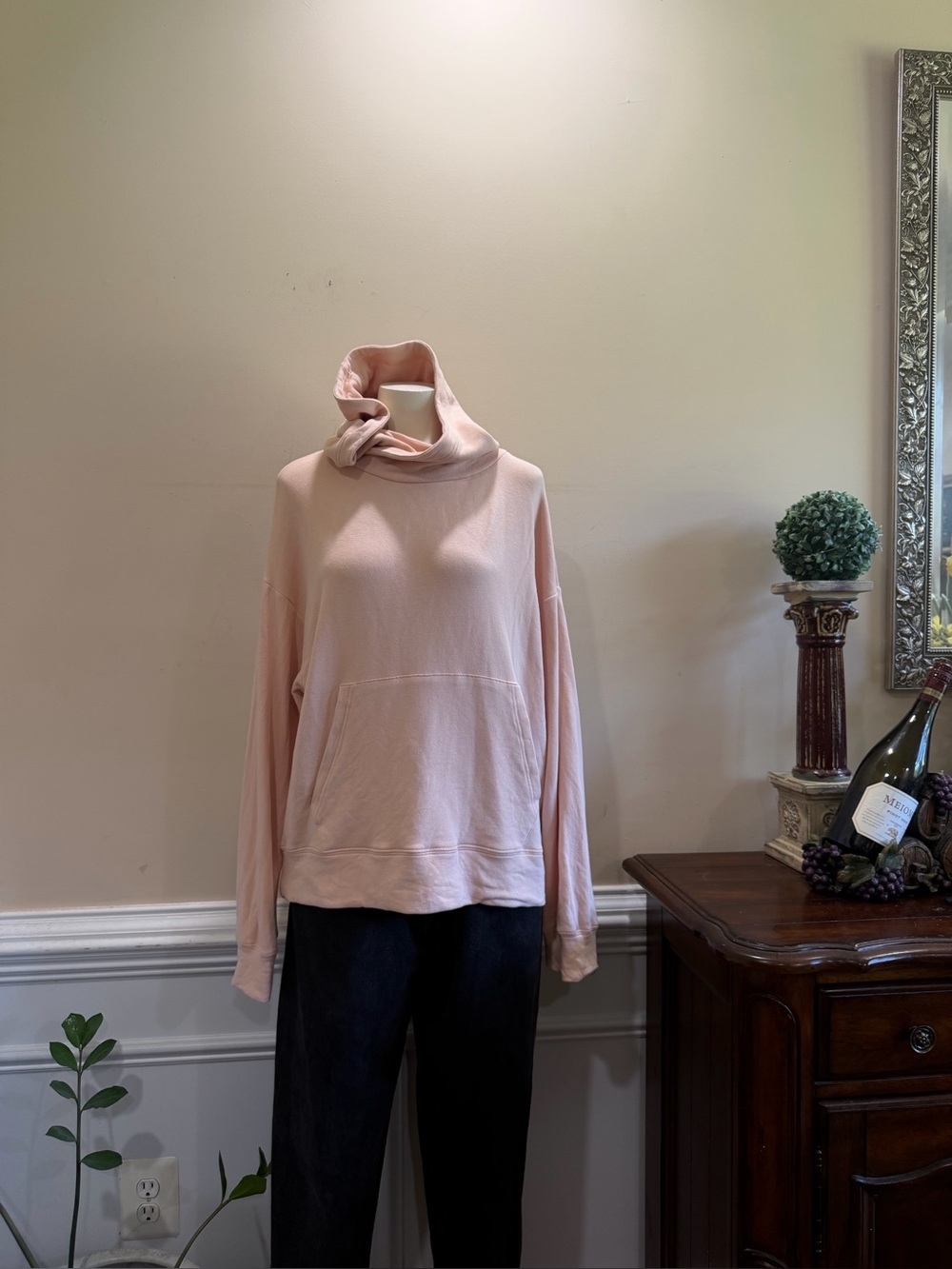 Vince Cozy Hooded Pocket Sweatshirt - Light Pink
